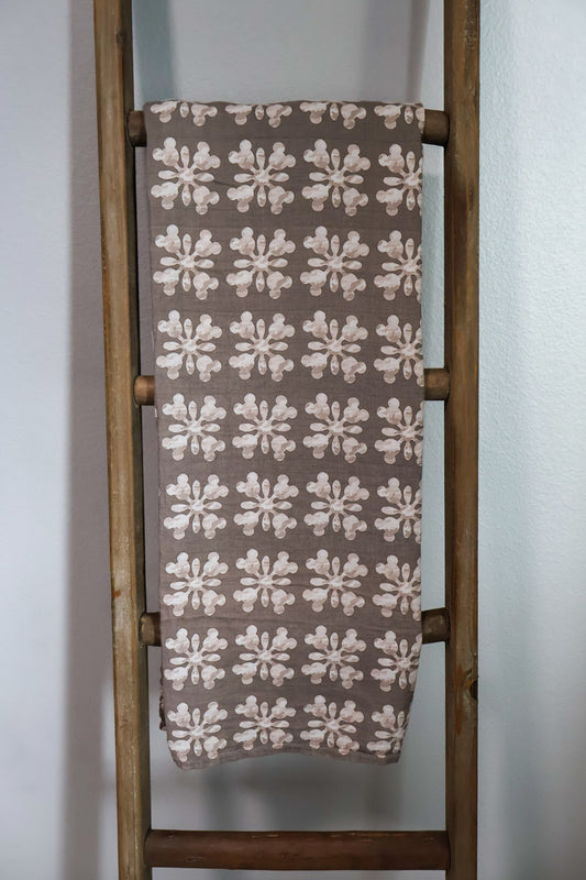Mouse Camo Quilt Swaddle/Pareo