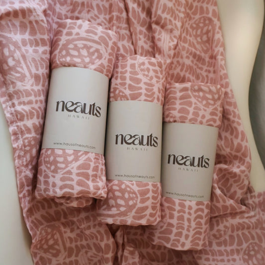 Swaddle/Pareo: Seashell in Dusty Rose